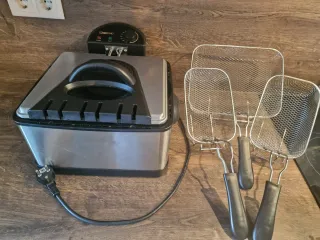Freidora Clatronic con cestas