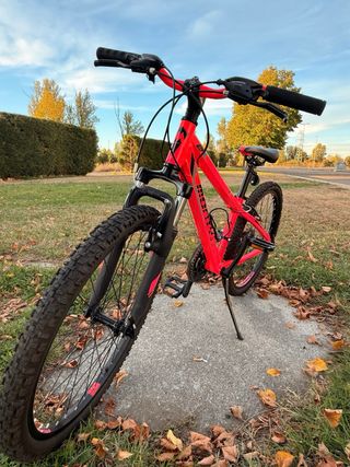 Bici Infantil Monty KY7 24” Rosa Flúor