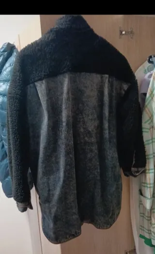 Cazadora vaquera con borrego