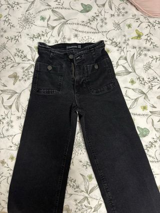 Pantalón ancho Stradivarius negro Talla 32