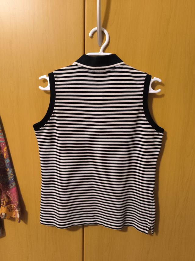 Polo sin mangas Lacoste rayas