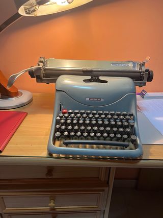 Máquina Escribir Hispano-Olivetti Lexicon 80