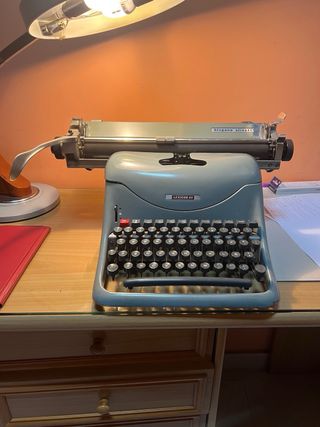 Máquina Escribir Hispano-Olivetti Lexicon 80