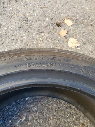 235/45 R18, 2 ruedas Hankook 