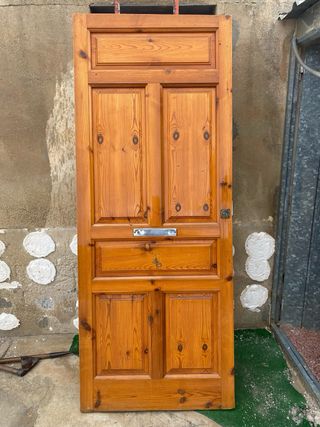 Puerta Exterior Madera Maciza