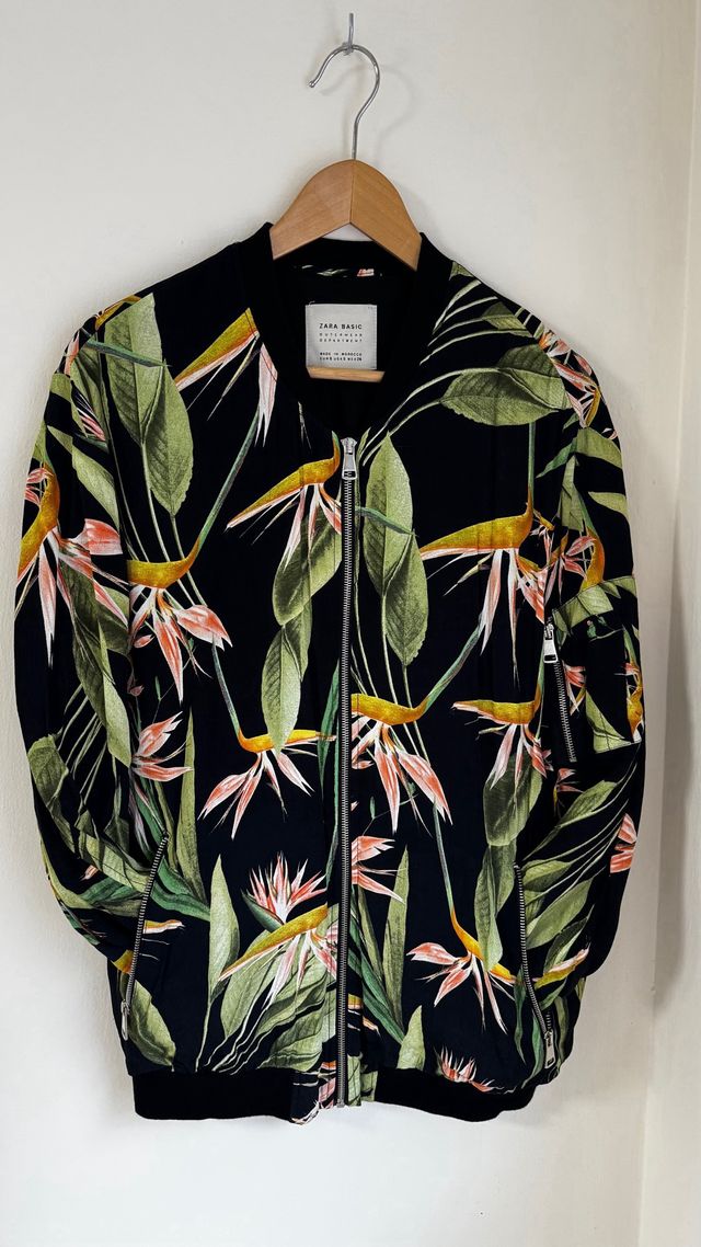 Chaqueta Bomber Zara Estampado Floral