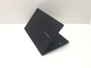 pc portatil asus f1400ea