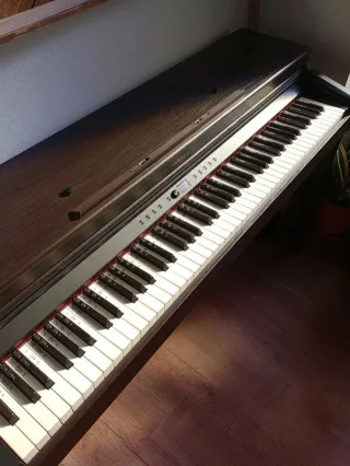 Piano Digital Roland RP701
