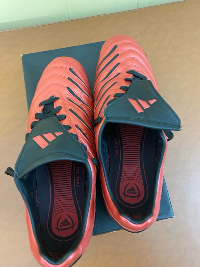 Scarpe Adidas pulsando