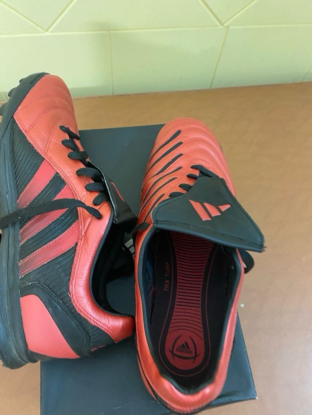 Scarpe Adidas pulsando