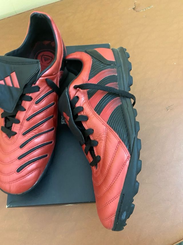 Scarpe Adidas pulsando