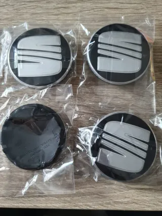4 CENTROS RUEDA LLANTA SEAT LEÓN IBIZA CUPRA 56mm