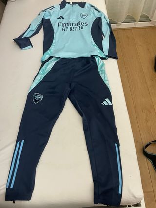 Chándal Adidas Azul y Turquesa como nuevo 