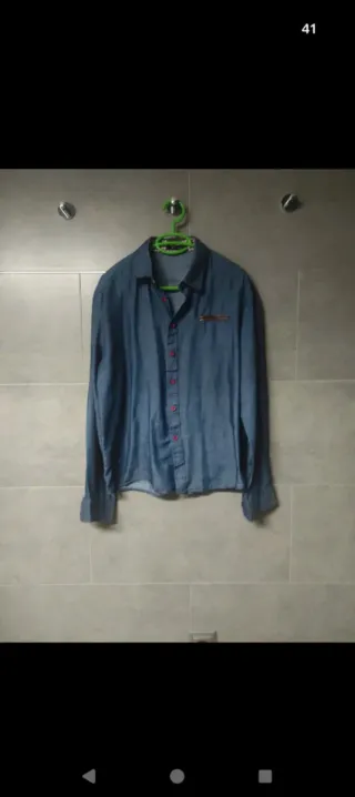 Camisa de hombre azul