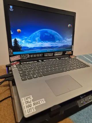 Portátil Lenovo i7-7500u,12gb ddr4,ssd500gb,940MX 