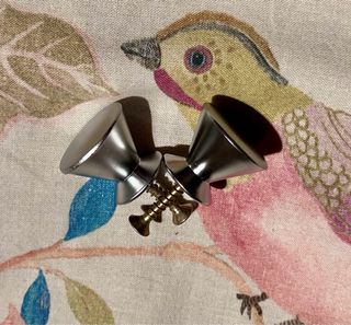 2 Tiradores/Pomos Metálicos