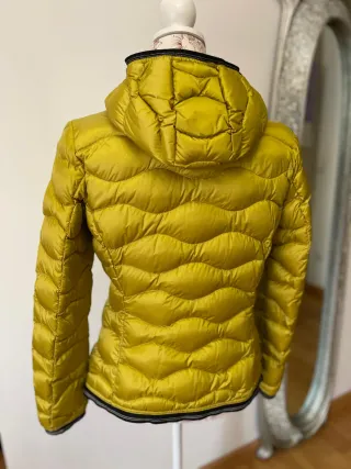 Chaqueta Blauer Plumas Amarilla Mujer