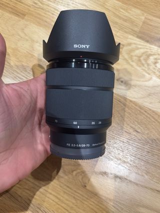 Sony FE 28-70 mm f/3,5-5,6 OSS