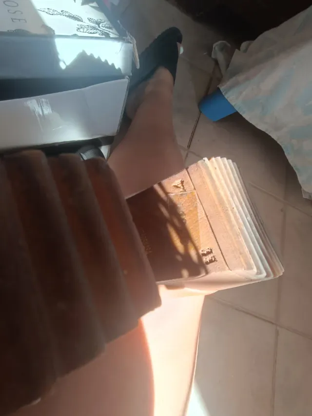 Scarpa alta con plateau in legno