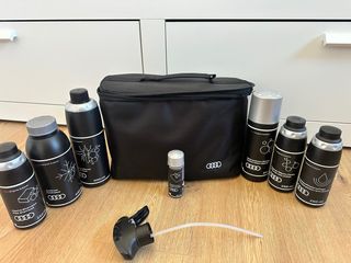 Kit productos limpieza Originales de Audi. 
