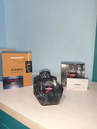 Reloj Casio G-Shock Negro y Plateado