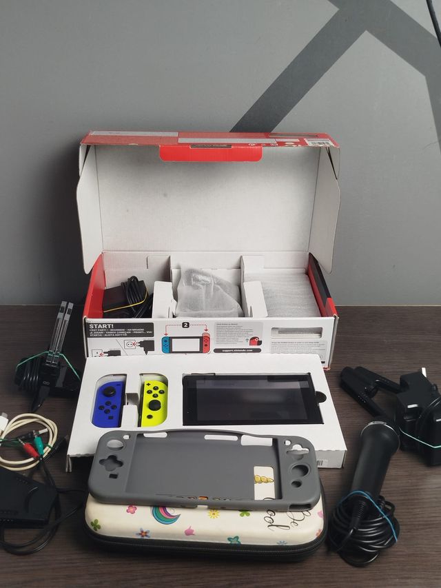 Nintendo Switch com acessórios