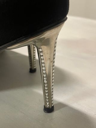 Zapatos de tacón Stuart Weitzman negros talla 39