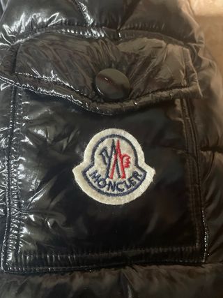 Chaqueta Moncler Negra Brillante