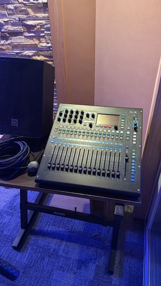 Mixer digitale Allen & Heath QU-16