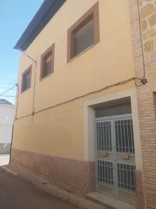Local comercial en venta con posibilidad de casa