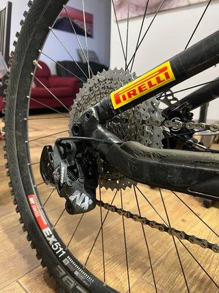 Commencal Meta V4 AM