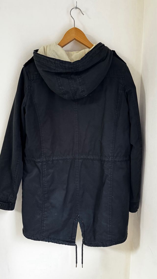 Parka Pull&Bear Negra