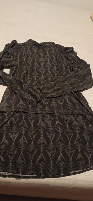Conjunto Blusa y Falda Negro/Dorado