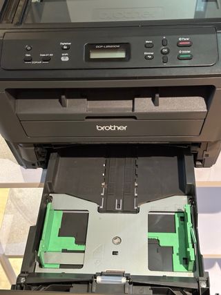 Impresora Brother Láser Multifunción Negra