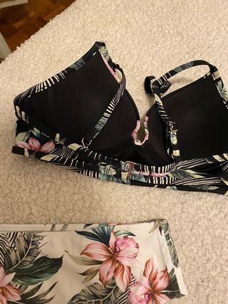 Bikini Shade and Shore Talla S Flores