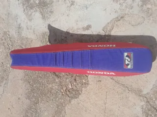 Asiento Honda CR 250r o crf 