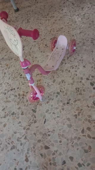 Patinete infantil Hello Kitty rosa