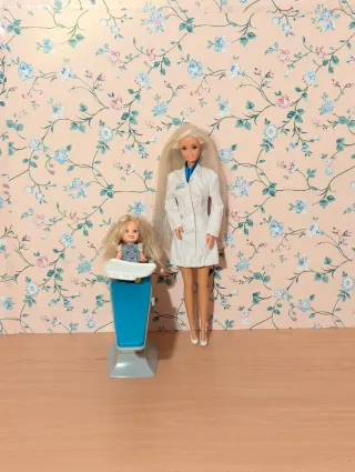 Muñeca Barbie dentista 