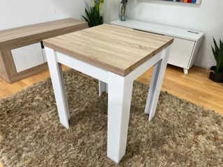 Mesa extensible cuadrada nueva
