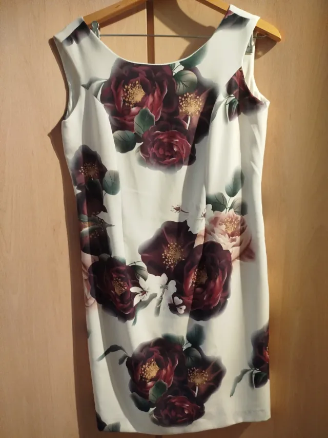 Elegante Vestido midi estampado floral verano