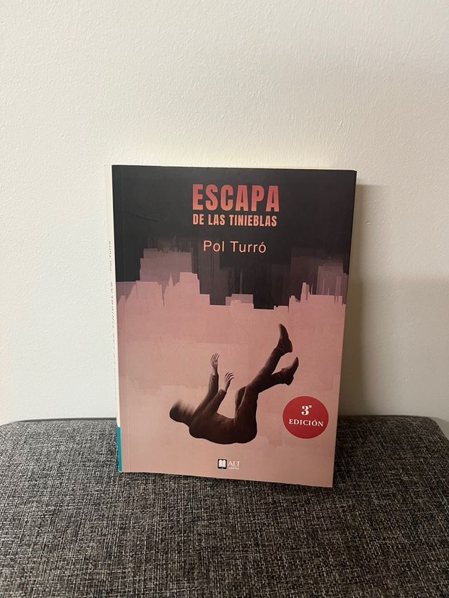 Libro Escapa de las tinieblas