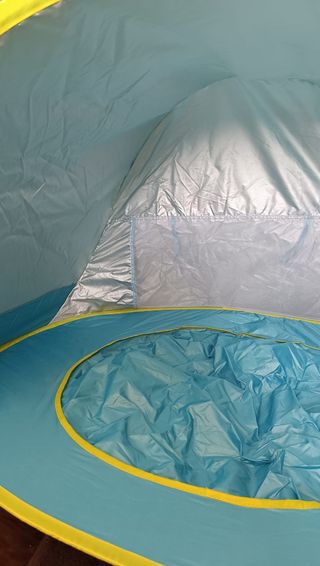 Tienda de playa para bebé con piscina