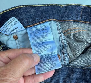 Bermudas Levi's Azules, talla W28 q equivale a 38