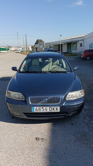 Volvo V70 2004