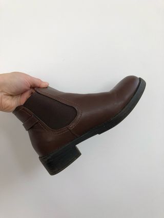 Botines Chelsea marrones