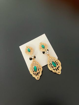 Pendientes Baturra Dorados con Piedras Verdes