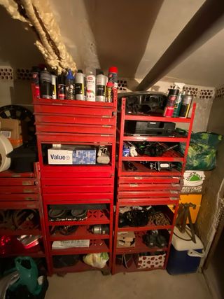 Estantería metálica roja Wurth