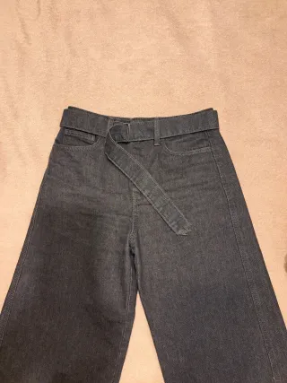 Pantalones vaqueros grises mujer
