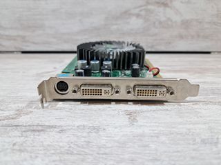 Nvidia 8600GTS 256MB DDR3 (POV)