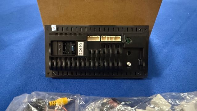 Pantalla para coche nueva